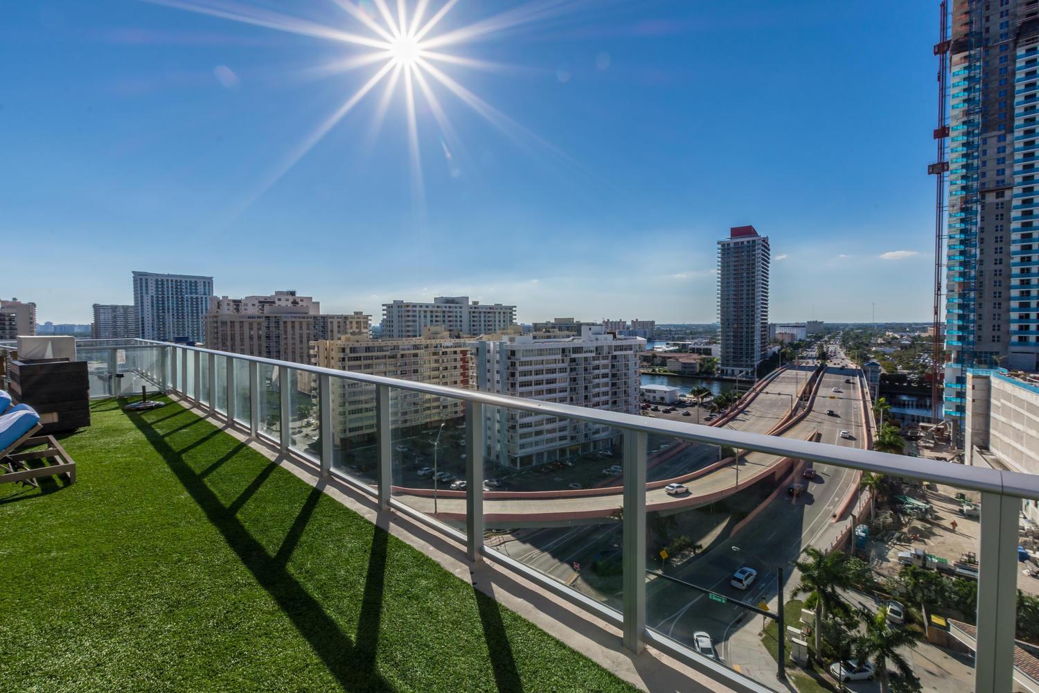 Wake Up To The Sound Of Waves In A Stylish Condo In A Luxury Resort Hollywood Exterior foto