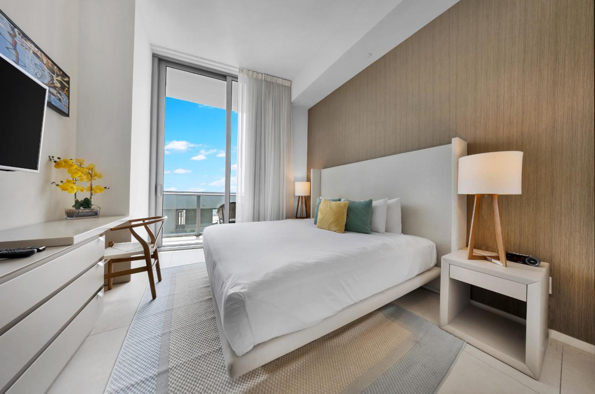 Wake Up To The Sound Of Waves In A Stylish Condo In A Luxury Resort Hollywood Exterior foto